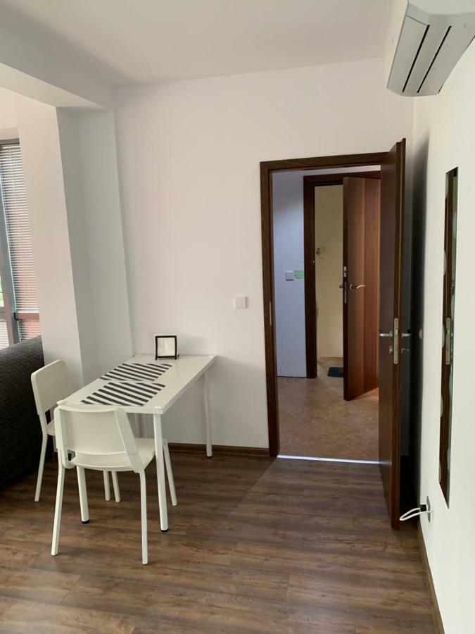 Lilia 4 Self-Check In Apartment София Экстерьер фото